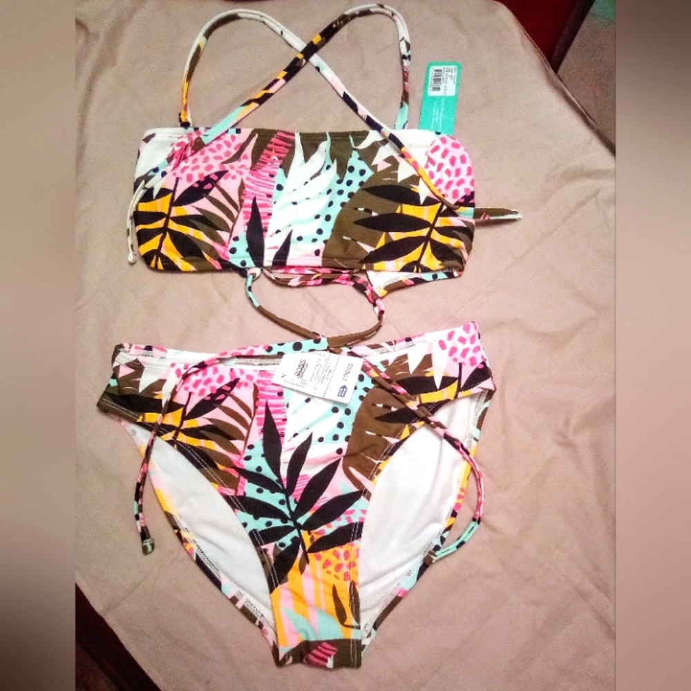 Multicolored 2 piece bathing suit by Swim Headquarters Sz Med